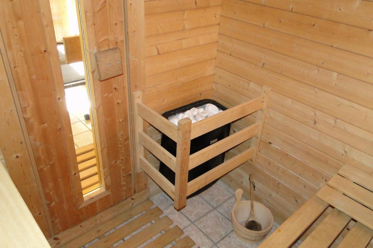 Gite 295 Montagnes Du Jura Avec Spa Et Sauna Classe 3 Etoiles Foncine-le-Haut Exterior photo
